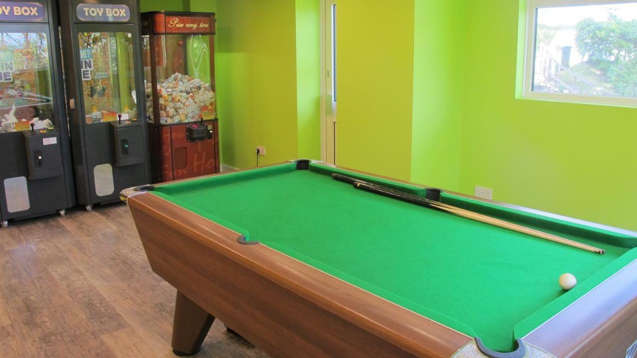 Castle Brake Holiday Park Exeter Esterno foto